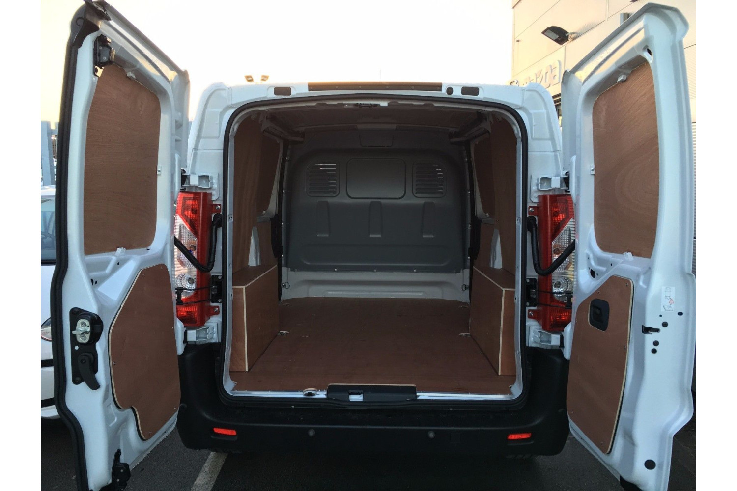 Citroen Dispatch L1 SWB Ply Lining Kit 2007>15